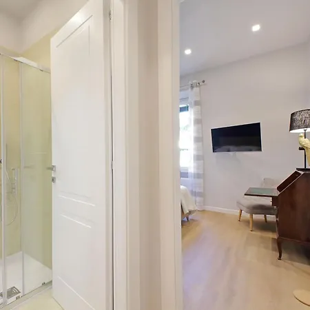 4bnb - Flaminio Modern